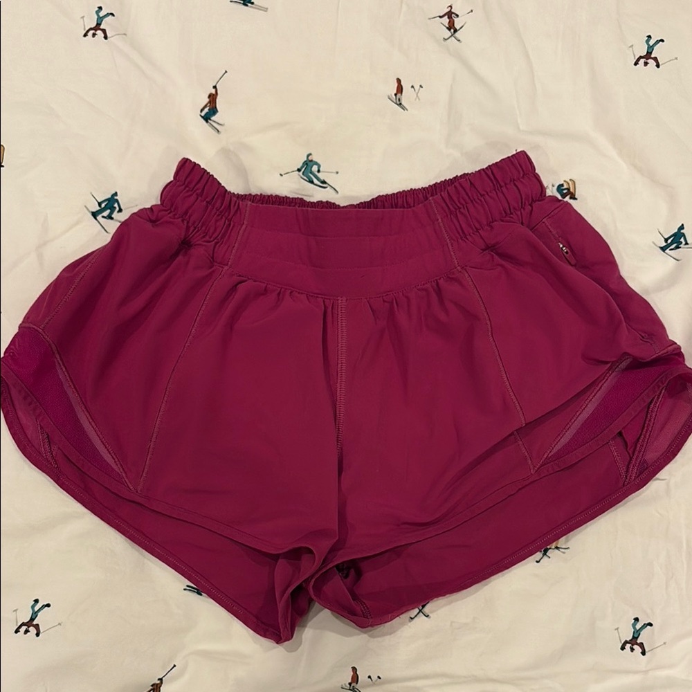Lululemon Hotty Hot 2.5 Lowrise